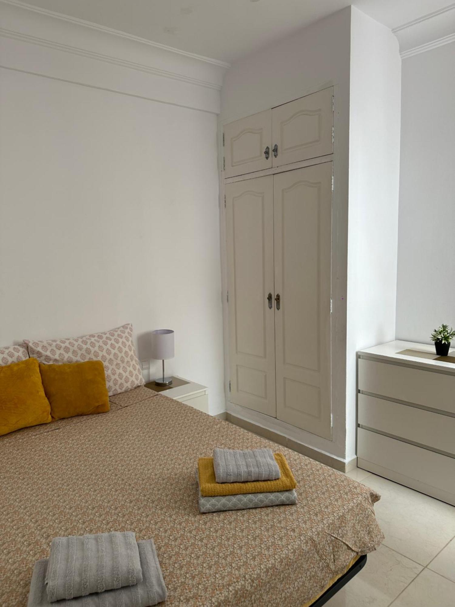 Modern And Bright 5 Bedroom Apartment Del Prado Гандия Экстерьер фото