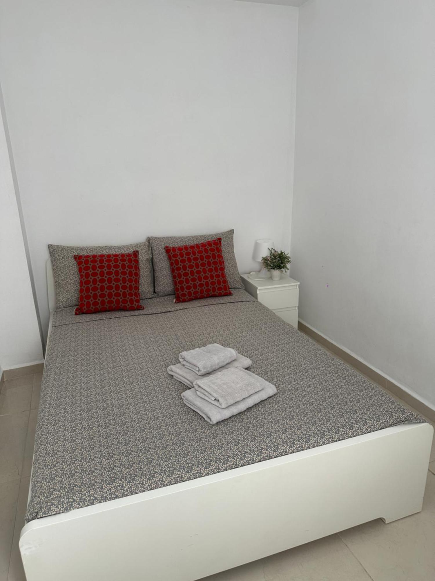 Modern And Bright 5 Bedroom Apartment Del Prado Гандия Экстерьер фото